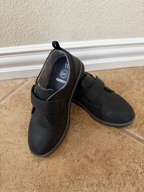 wonder nation Black Kids Dress Shoes with Hook-and-Loop Strap